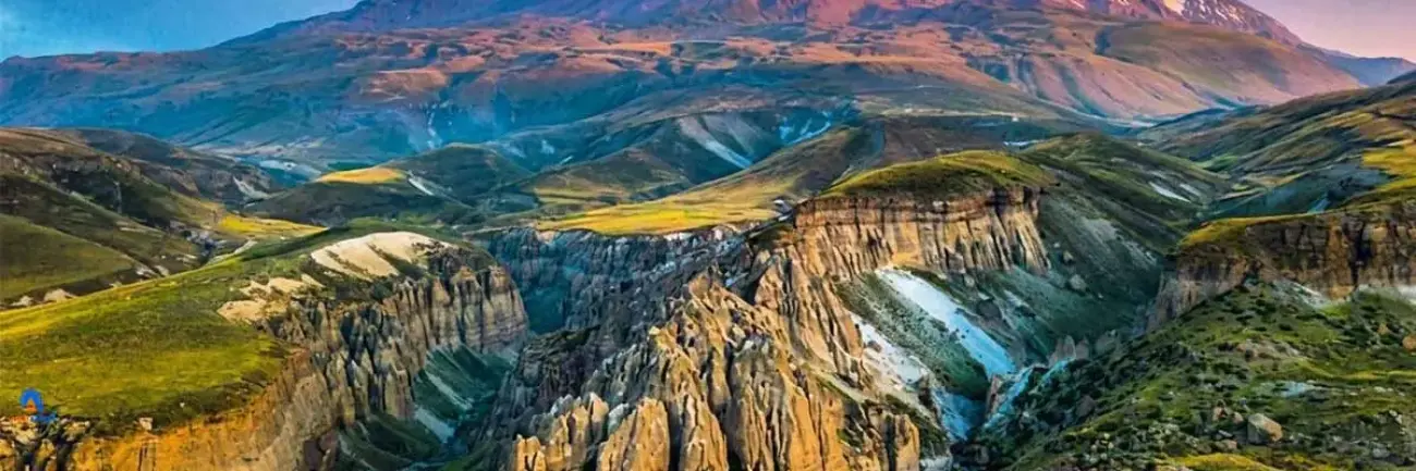 جهنم دره؛ راهنمای کامل سفر به یکی از شگفت‌انگیزترین دره‌های ایران