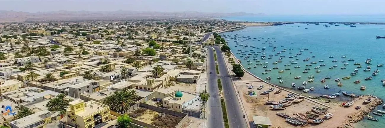 بندر کنگ؛ همه چیز درباره شهر لنج‌ها، بادگیرها و بازار قدیمی جنوب